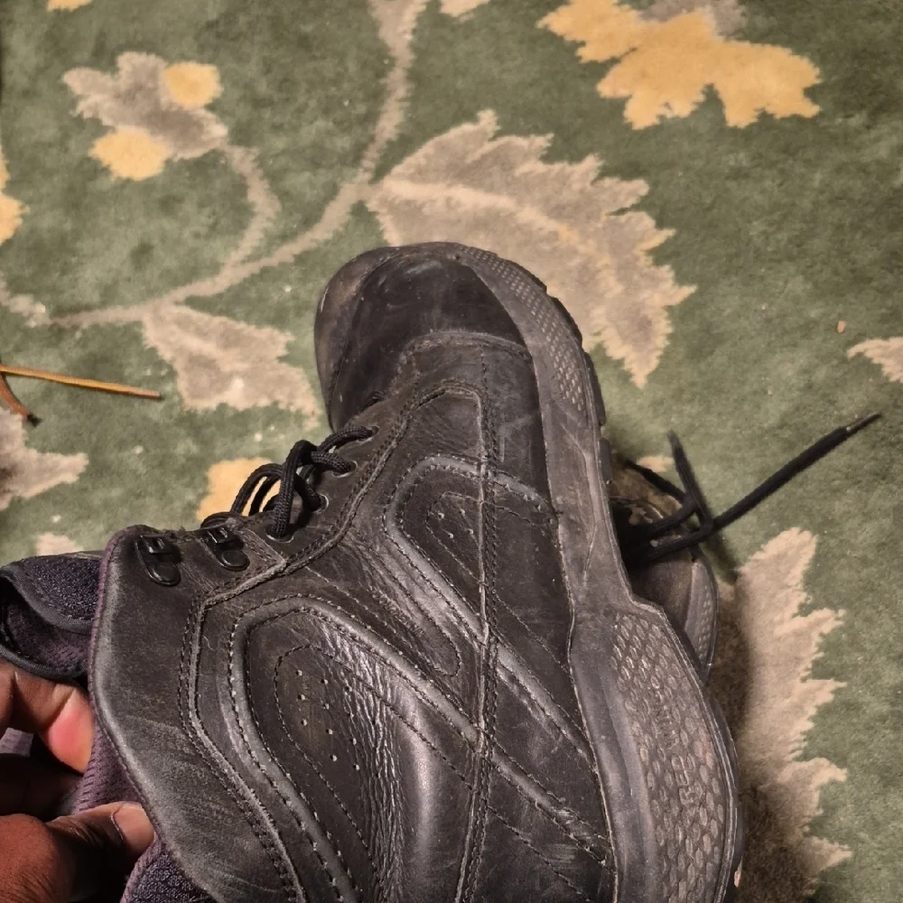 Red Wing Shoes Black Work Boots with Purple Lining